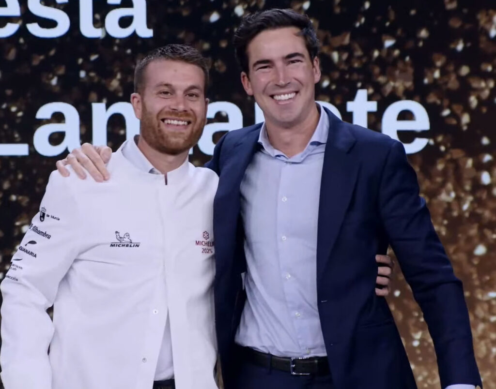 Platocanario.es Koldo Eguren and Rubén Cuesta (A kameez)