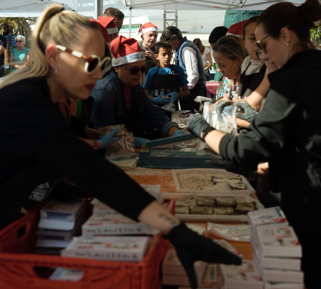 Platocanario.es Santiago del Teide elabora el turrón más largo de España
