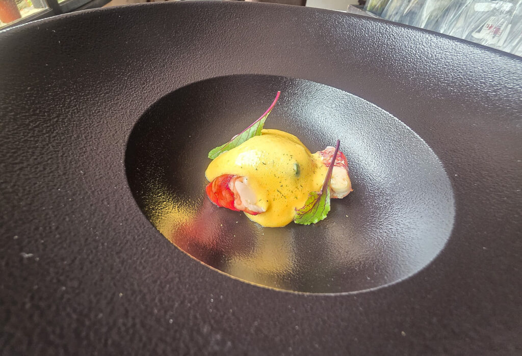 Platocanario.es Carabineros, bearnesa, espinacas. De Casa Romántica