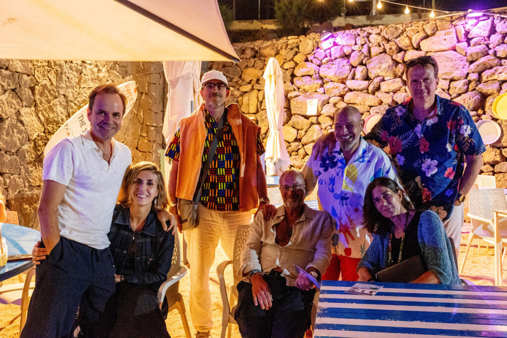 Platocanario.es Familia de Palacio Ico junto a Luis Benito, del Chiringuito Tropical