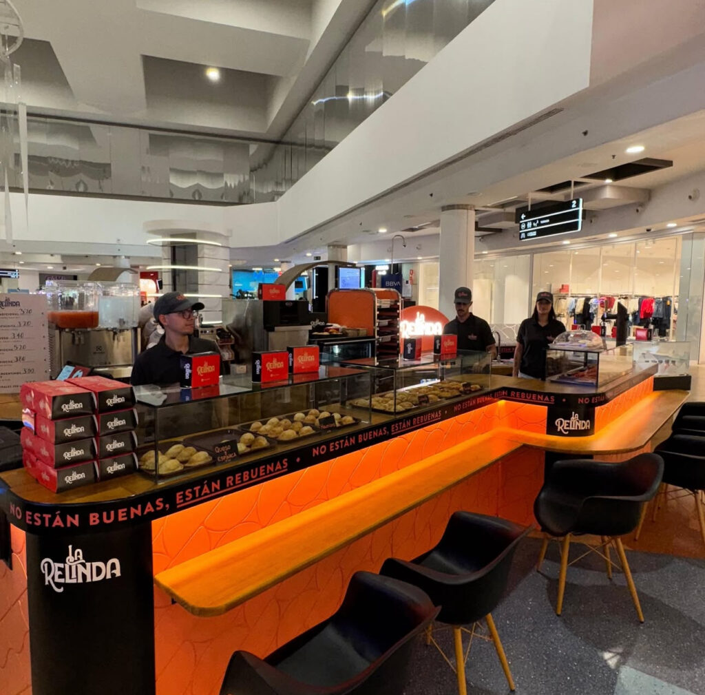 Platocanario.es La Relinda, en el CC Meridiano