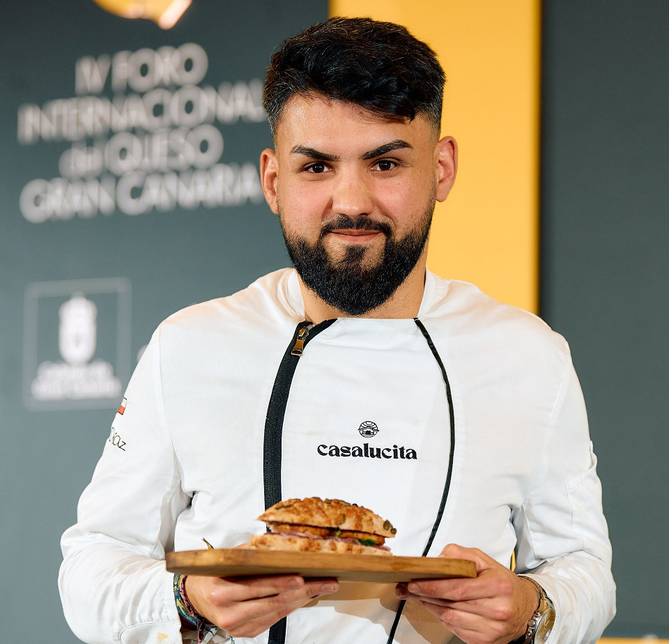 Platocanario.es Kevin Díaz Perdomo con el bocadillo ganador