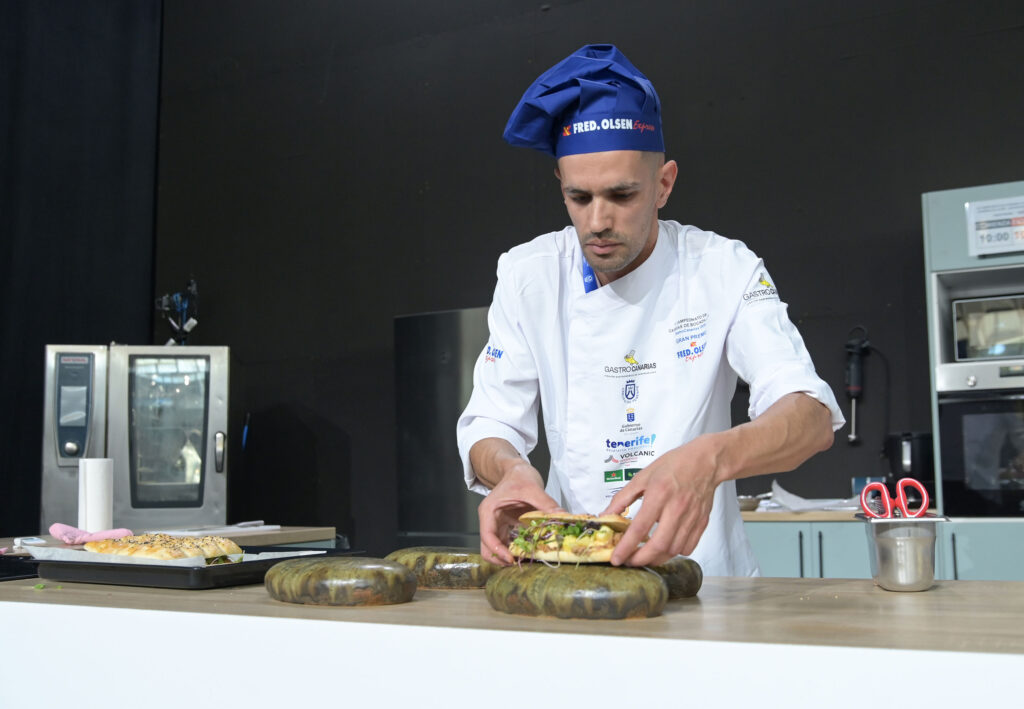 Platocanario.es Abraham Rodríguez, autor del Mejor bocadillo de Canarias 2026