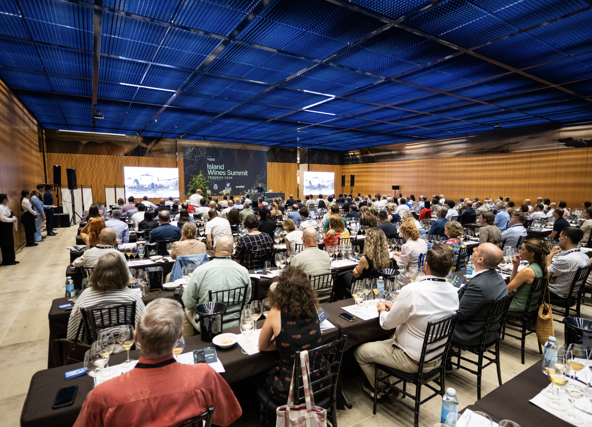 Platocanario.es Clausura de Island Wines Summit