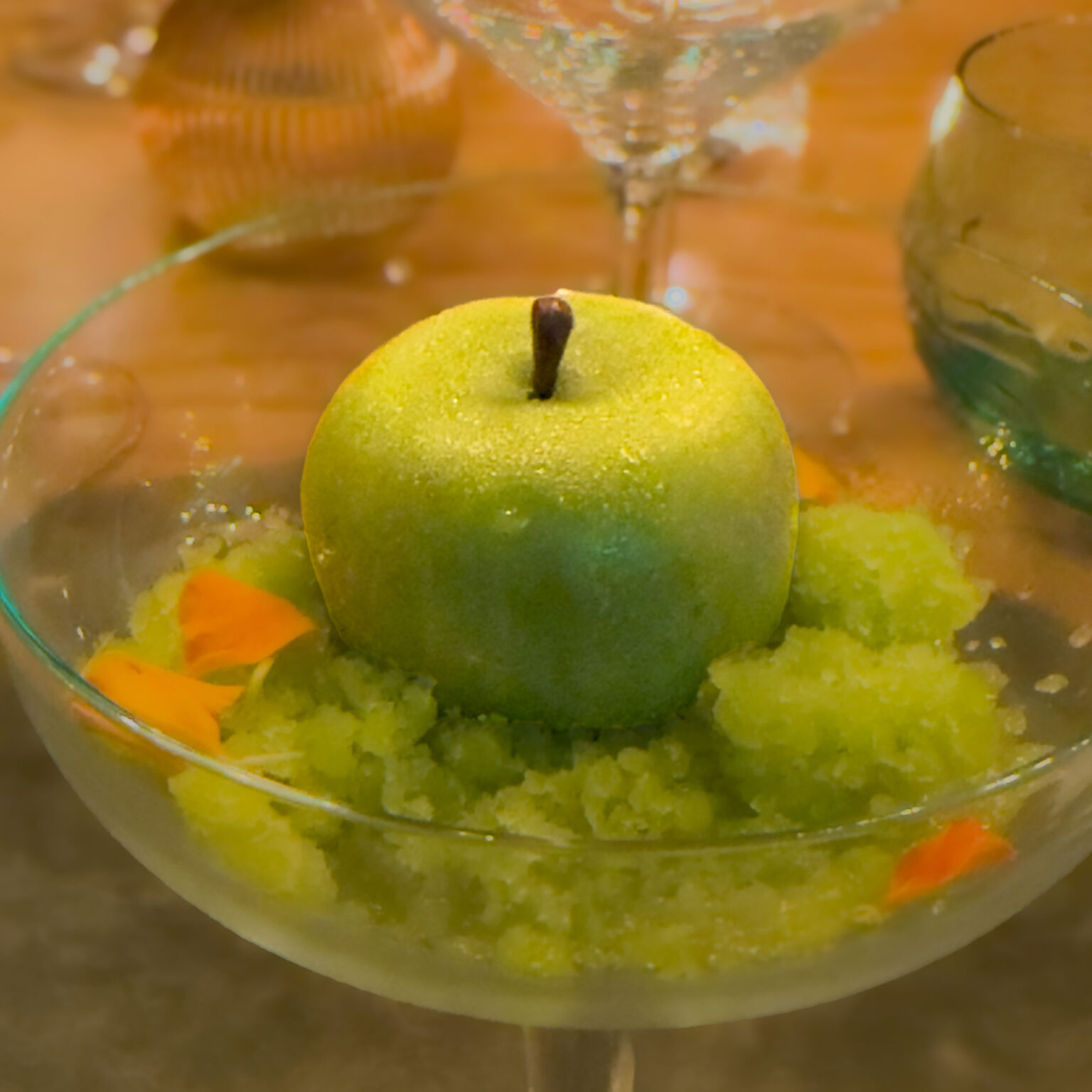 Platocanario.es Manzana, yuzu, apio y lima