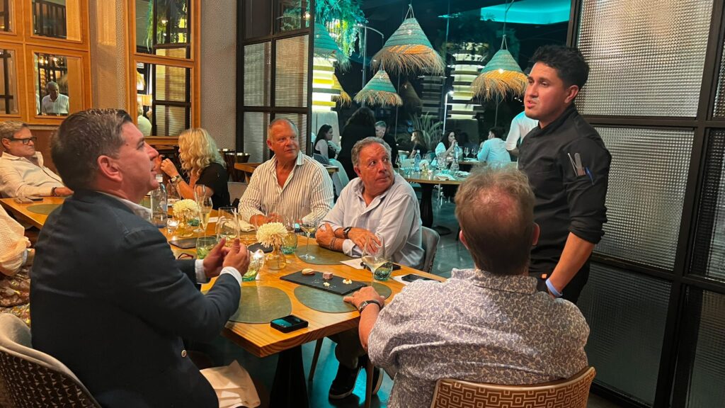 Platocanario.es Cena en Kentia