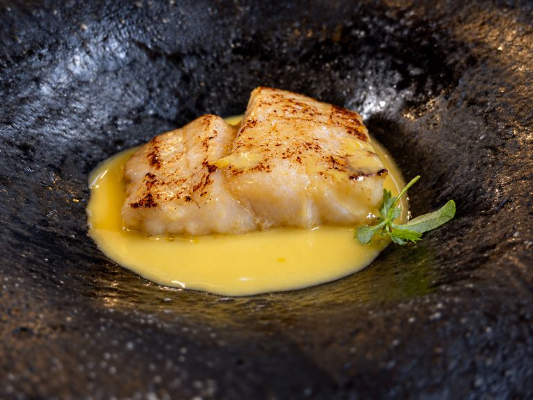 Platocanario.es Cherne, miso de millo y escabeche de mandarina