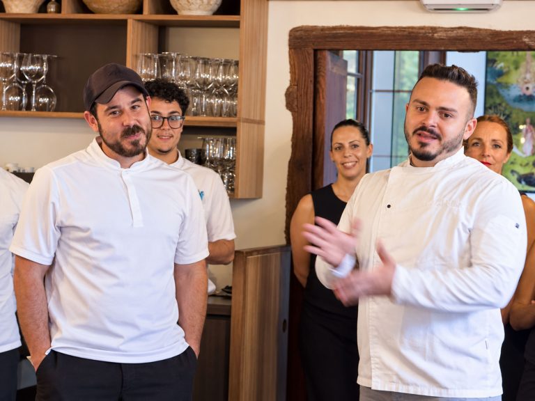 Platocanario.es Los chef Rigoberto Almeida (derecha) y Víctor Valverde en Palacio Ico