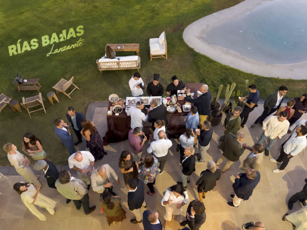 Platocanario.es Inauguración de Rías Bajas